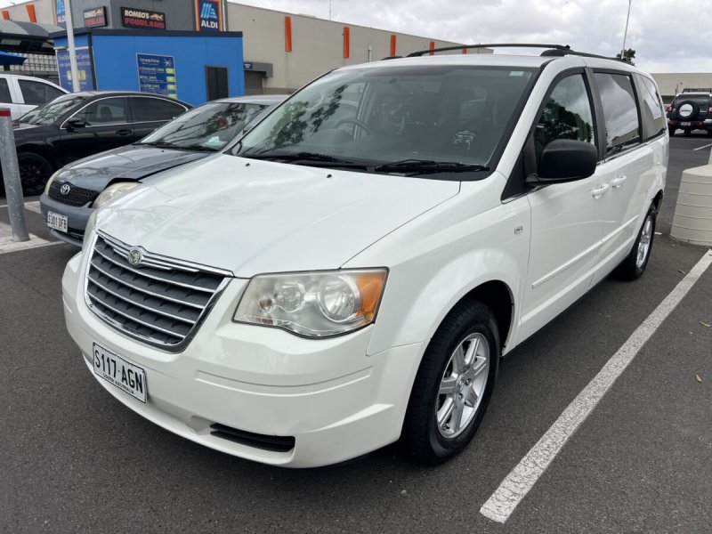 2010 Chrysler Grand Voyager Petrol Automatic People Mover, Cheap people Mover, Chrysler, Voyager
