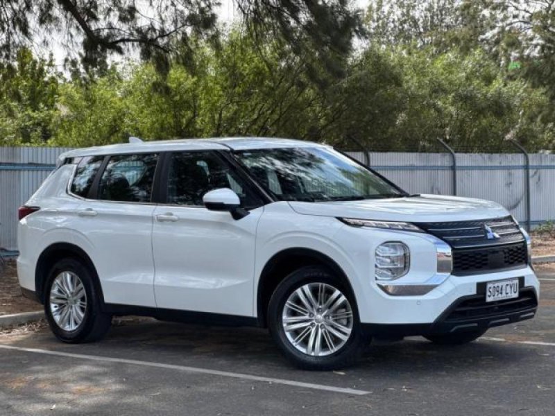 2023 MITSUBISHI OUTLANDER ES 7 SEAT (2WD) ZM MY24