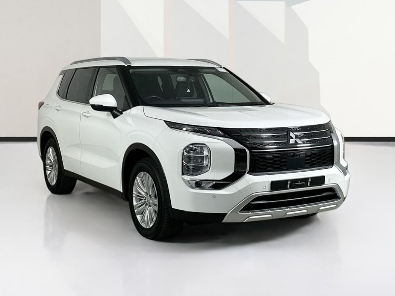 2024 Mitsubishi OUTLANDER ZM MY24 LS 7 SEAT (2WD) CVT AUTO 8 SPEED